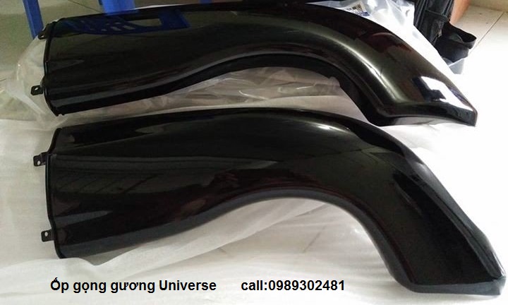 ốp gọng gương xe universe