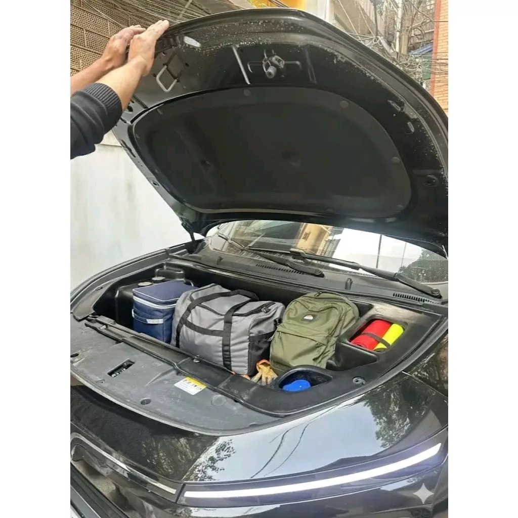 cốp trước limo mp7