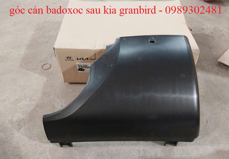ÔP BA DO SOC CẢN SAU KIA GRANBIRD 735168S100